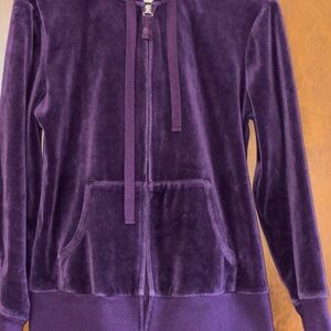 Luxurious Velvet Women's Hoodie in Rich Purple